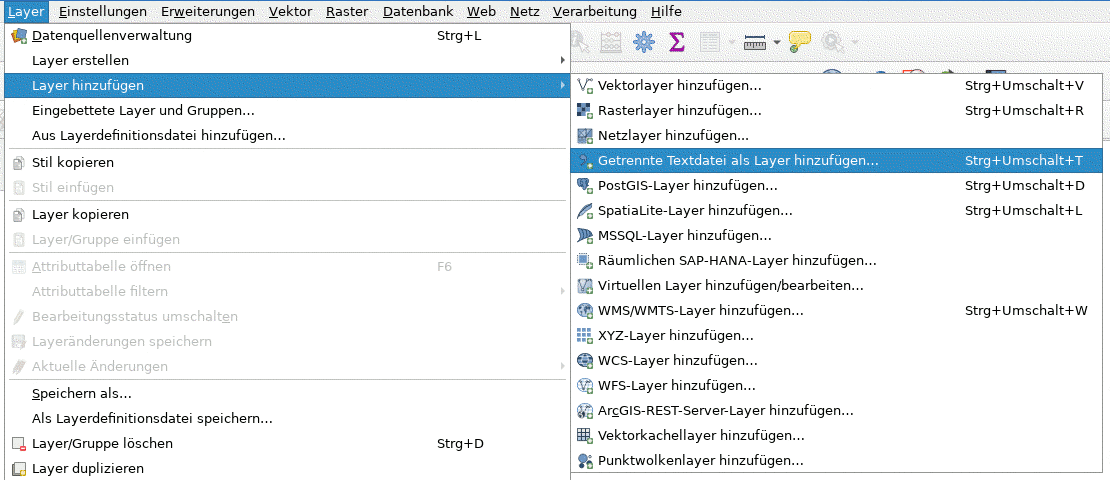Screenshot, der den Weg im Menü Layer → Layer hinzufügen → Getrennte Textdatei als Layer hinzufügen… zeigt